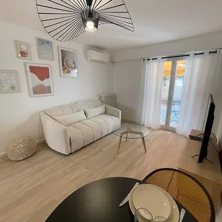 Charmant Studio Roquebrune-Cap-Martin Exterior photo