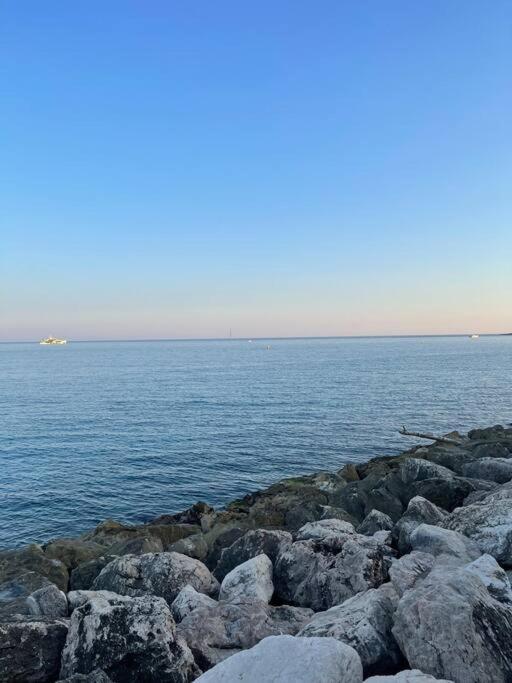 Appartement Charmant Studio Roquebrune-Cap-Martin